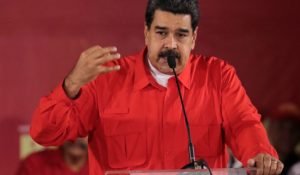 Panamá incluye a Maduro en lista de alerta por lavado de dinero