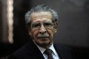 Muere el dictador Ríos Montt juzgado por genocidio en Guatemala