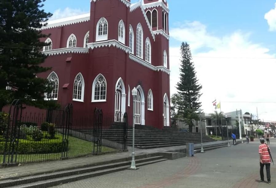 Catedral de la merced, grecia costa rica