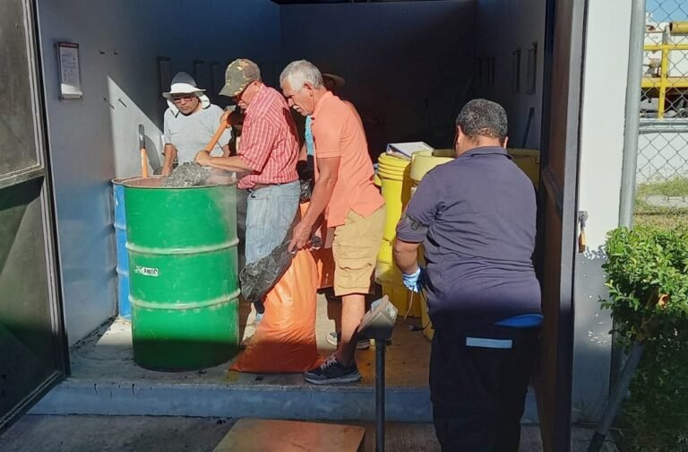 Guanacaste Aeropuerto dona 6.5 toneladas de residuos orgánicos a agricultores de la zona